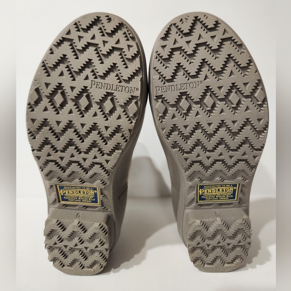 NEW Pendleton Chelsea White Sands Waterproof Rain Ankle Boots - Picture 5 of 16